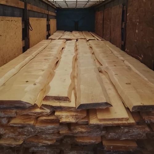 Доска необрезная кедр Алтайский АВ 25*250-350*4000-4500 мм без коры